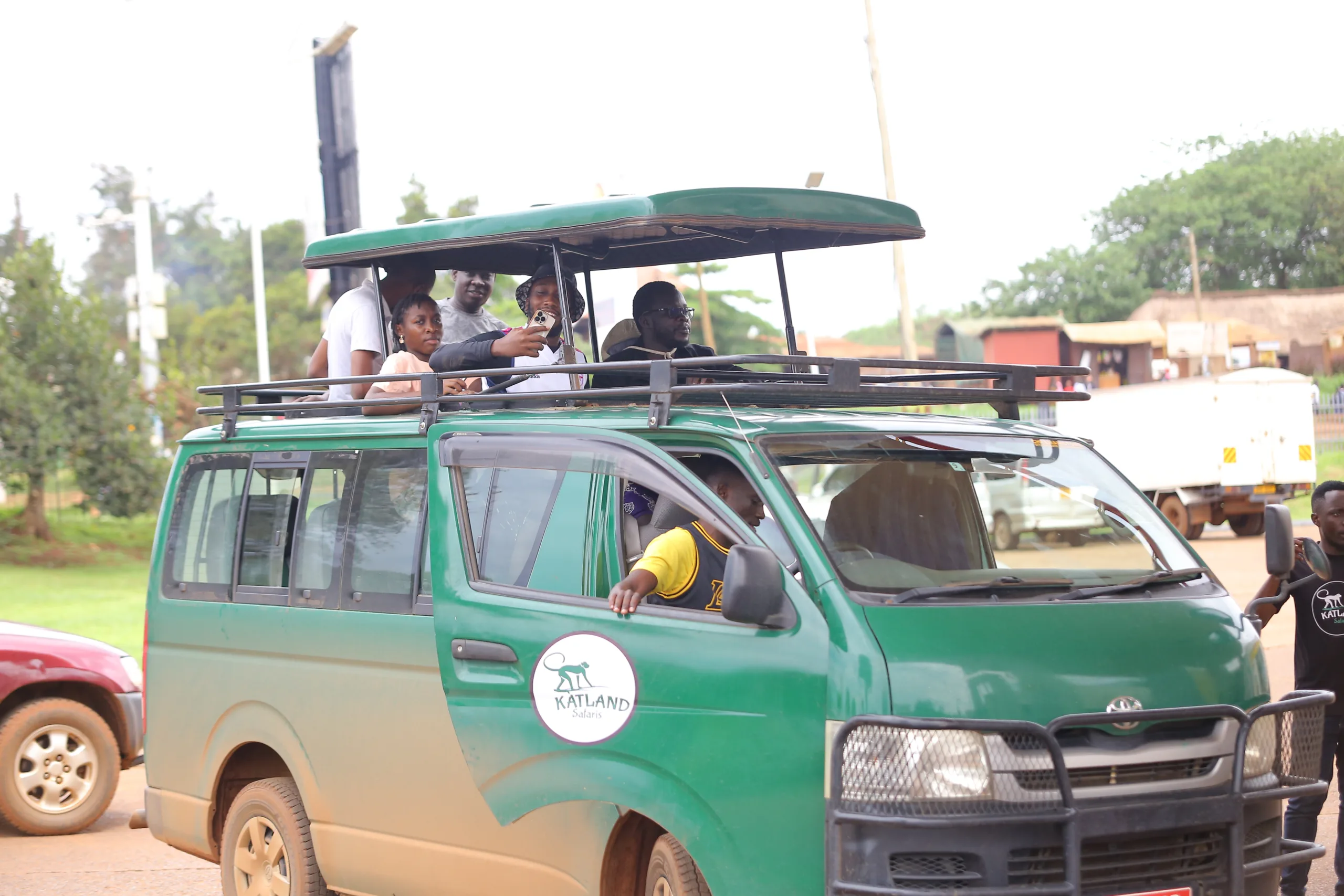 Best Cars for a Uganda Safari