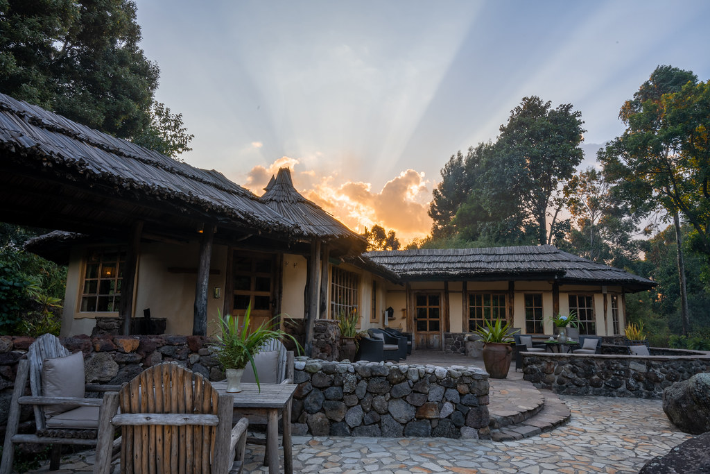 Safari lodges near Mgahinga