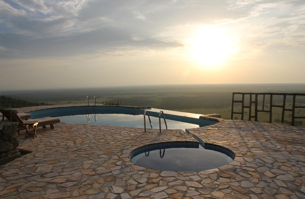Best Uganda Luxury Safari Lodges